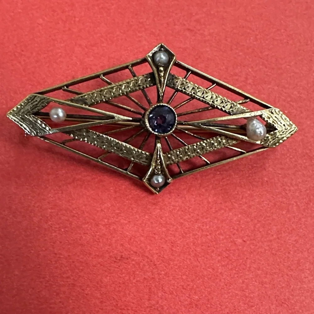 Vintage 14k real solid Gold and Blue Topaz Pearls Gem Brooch